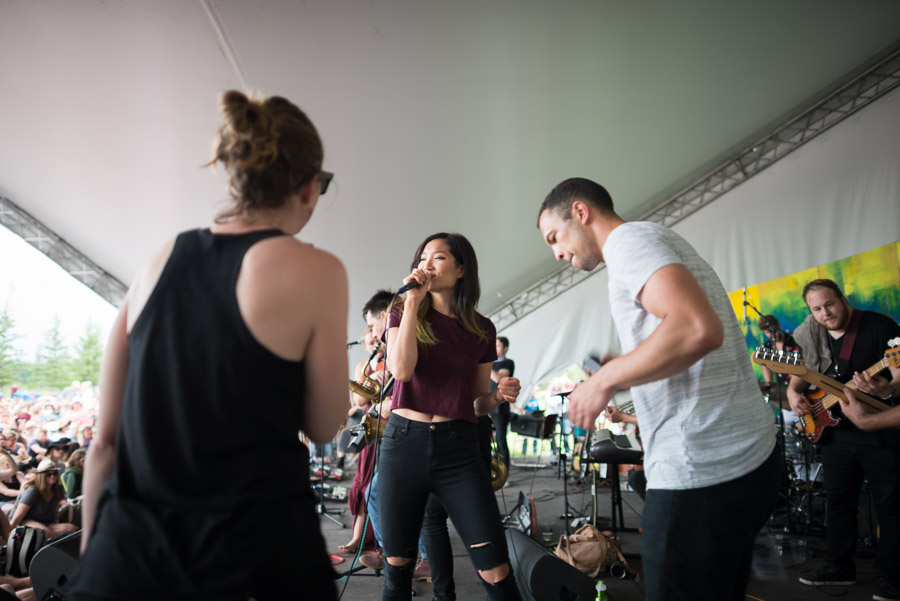 Vocalists harmonizing and passing the melody around.